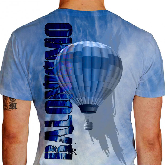 Camiseta - Balonismo -Balão de Ar Quente Tripulado Céu Azul Costas Azul