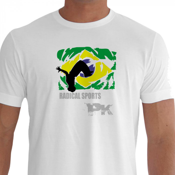 Camiseta - Parkour - Mortal Radical Free Running Bandeira do Brasil Estilizada - BRANCA