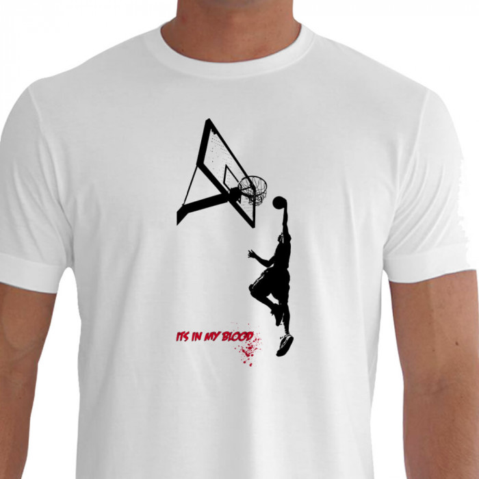 Camiseta - Basquete - Cesta Jogador Fazendo Tabela Its in my Blood Branca