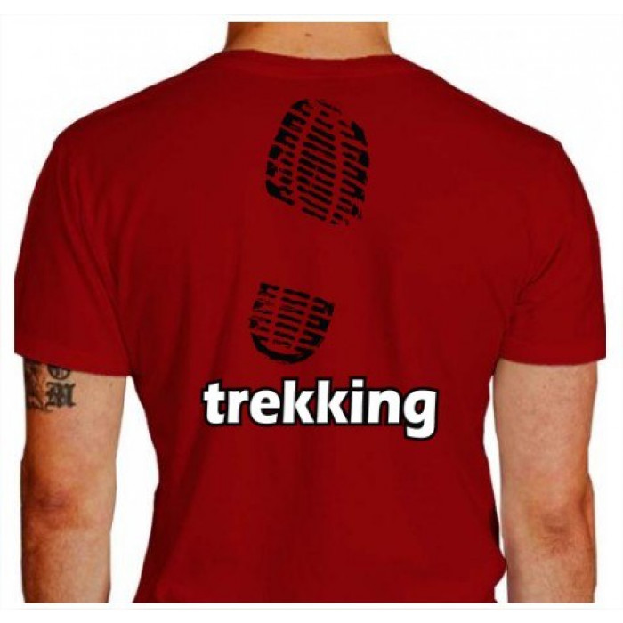Camiseta - Trekking - Pegada Bota Costas Vermelha