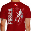 Camiseta - Pesca Submarina - Caçador Peixe e Arpão na Mão Plantas do Mar Bandeira Mergulhador Submerso - vermelha