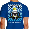 Camiseta - Mergulho - Crânio de Máscara Cilindro Dois Tubarões Dive Now Work Later - azul