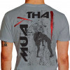 Camiseta - Muay Thai - Joelhada no Peito Lisa Costas Cinza