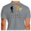 Camiseta - Trekking - Trekkeiro na Caminhada Placas Indicando Costas Cinza