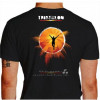 Camiseta - Triatlhon - Triatleta Cruzando Linha de Chegada Efeito Sol Frase A Dor Dura um Momento só , a Alegria de ter Chegado Dura Para Sempre Costas Preta